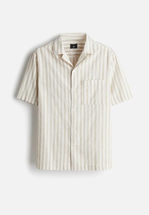 H&M - Regular fit short-sleeved linen-blend shirt - beige/white striped