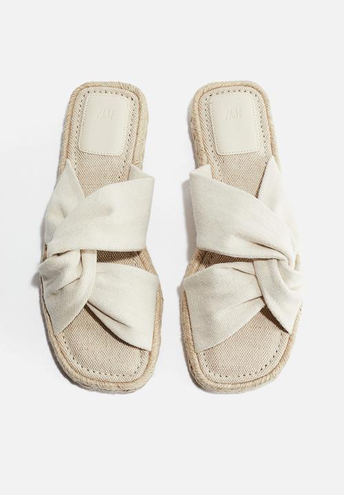 H&M - Twist-detail espadrille sandals - light beige
