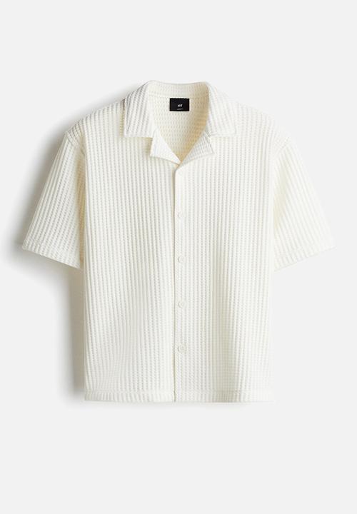 H&M - Loose fit waffled resort shirt - white