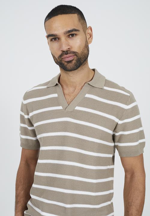 Brave Soul - Short Sleeved Open Collar Polo - Stone & Off White