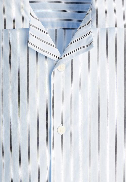 H&M - Regular fit cotton resort shirt - light blue striped