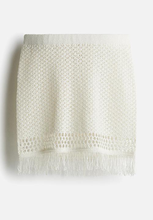 H&M - Fringe-trimmed pointelle-knit skirt - white