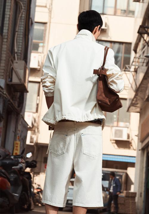 H&M - Baggy denim shorts - white