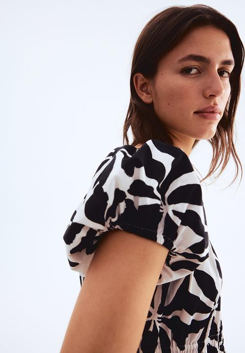 H&M - Off-the-shoulder poplin dress - white & black floral