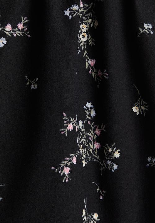 H&M - Tie-strap smocked dress - black floral