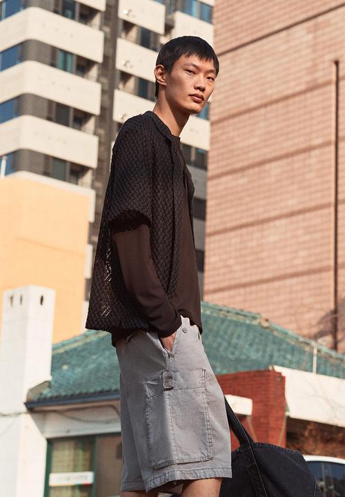 H&M - Loose fit cargo shorts - grey