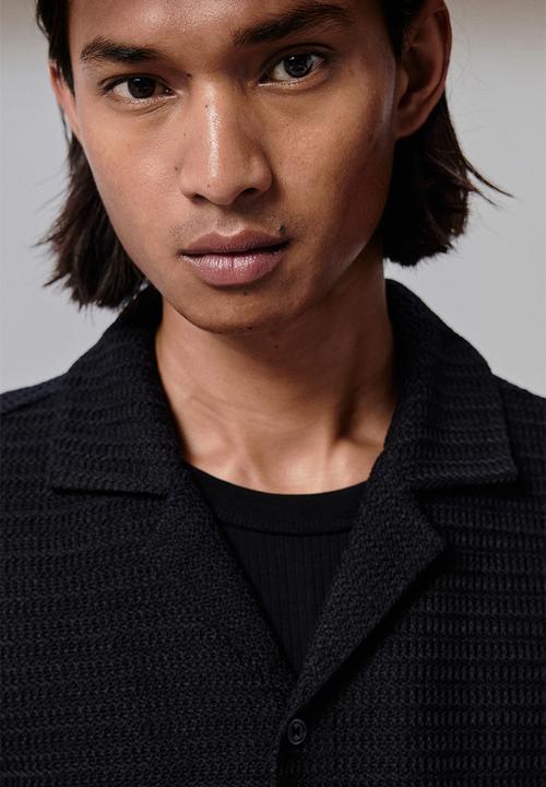 H&M - Regular fit resort shirt - black