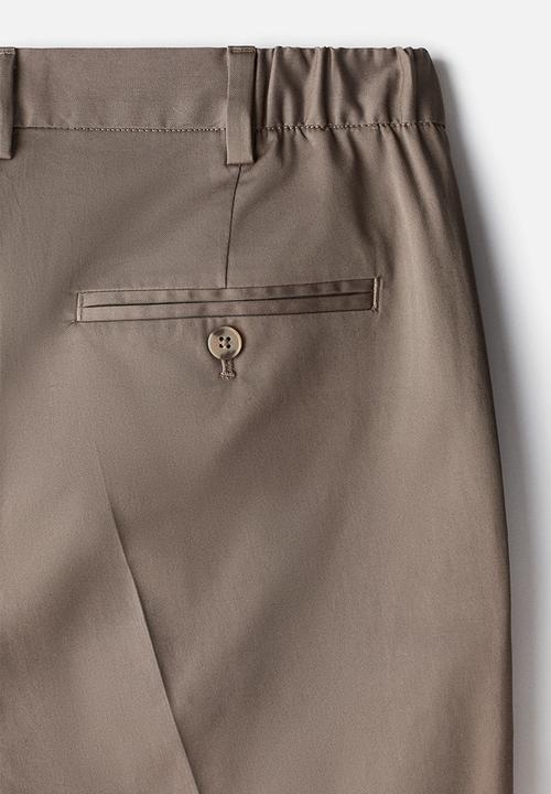 H&M - Slim fit cropped trousers - dark beige 