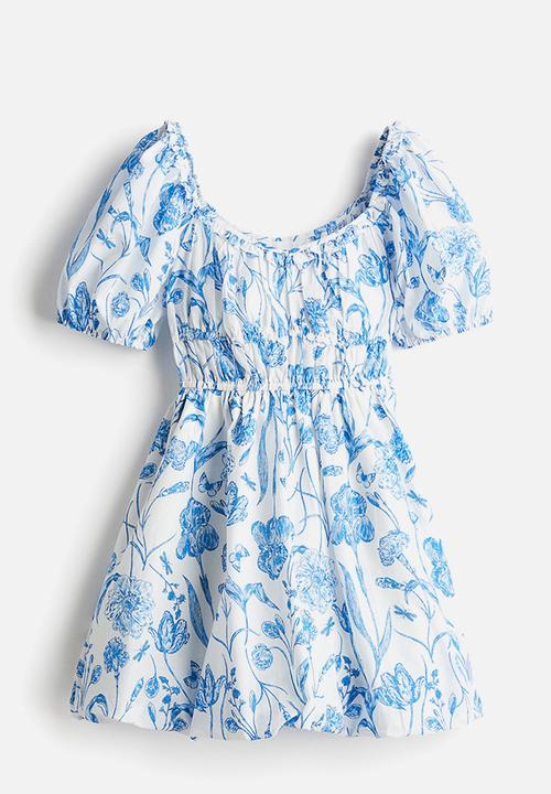 H&M - Bubble-hem cotton dress - white & blue floral 