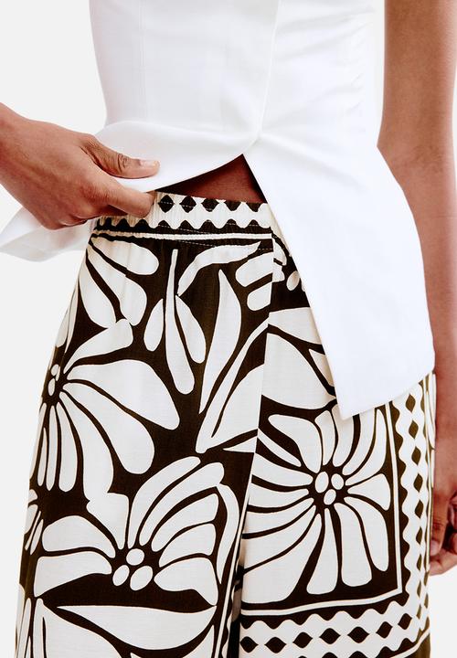 H&M - Wide pull-on trousers - brown & white patterned