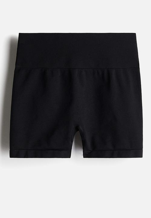 H&M - Seamless invisible scrunch hotpants with drymove™ - black