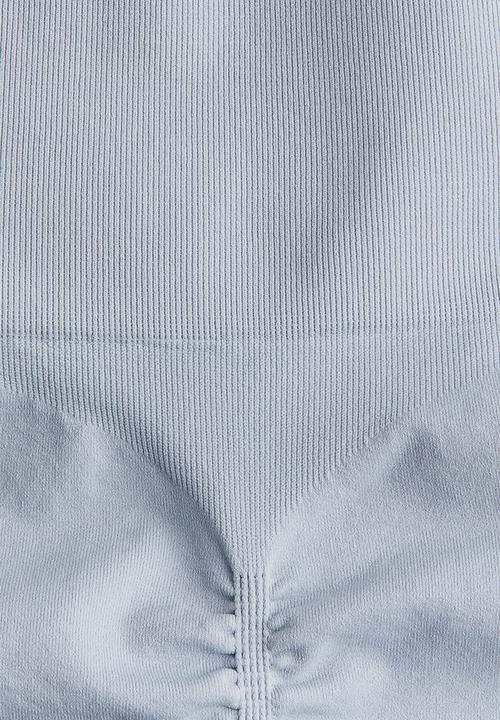 H&M - Seamless invisible scrunch hotpants with drymove™ - light blue
