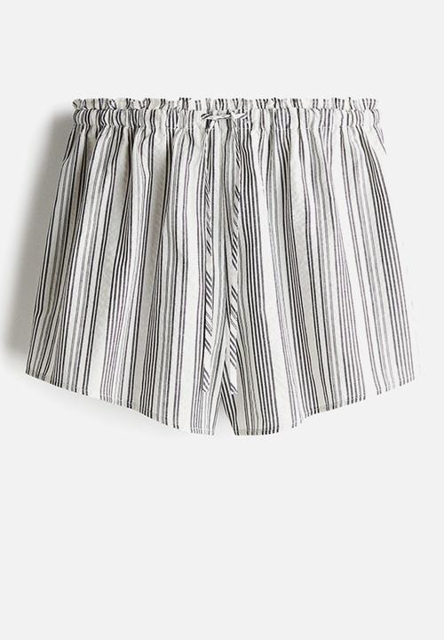 H&M - High-waisted drawstring shorts - white & grey striped