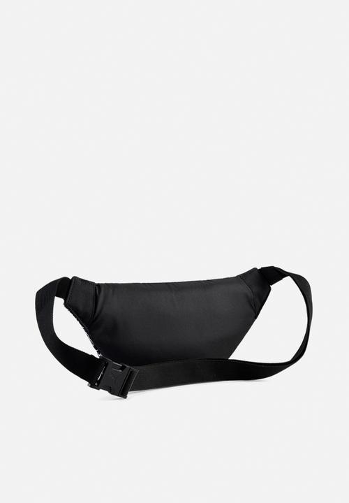 PUMA - Puma Academy Aop Waist Bag - Puma Black-Turbo Aop