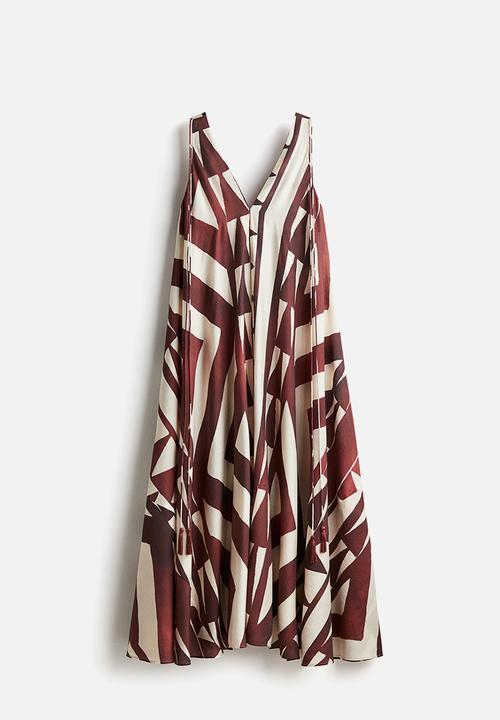 H&M - Voluminous maxi dress - rust red patterned