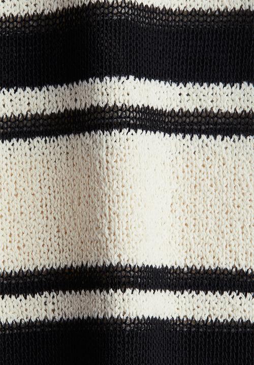 H&M - Collared knitted top - cream & black striped
