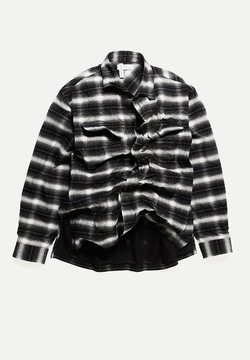 H&M - Glenn Martens H&M: Foiled flannel overshirt -  black/checked