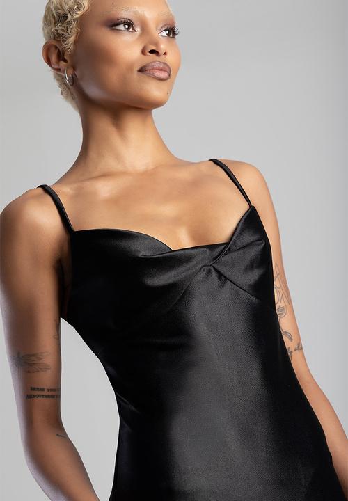 SISSY BOY - Maxi Dress With An Underbust Cutline And Twisted Panel Detail - Black