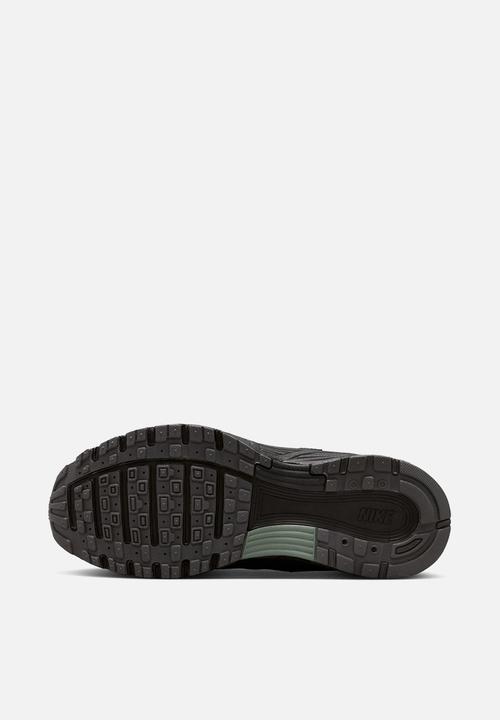 Nike - Nike P-6000 Grade School