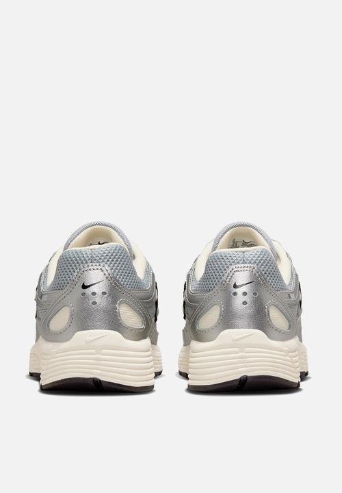 Nike - Nike P-6000 Grade School