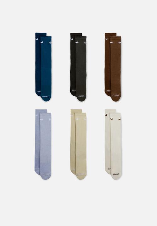 Nike - Nike Everyday Plus Cushioned - multi