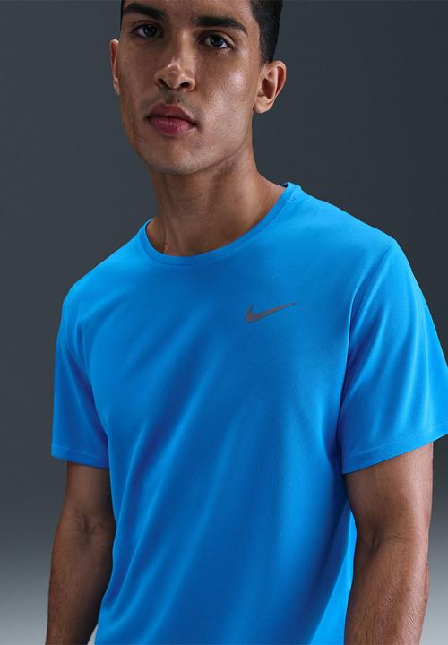 Nike - M Nk Df Uv Miler Ss - Blue Hero/Reflective Silv