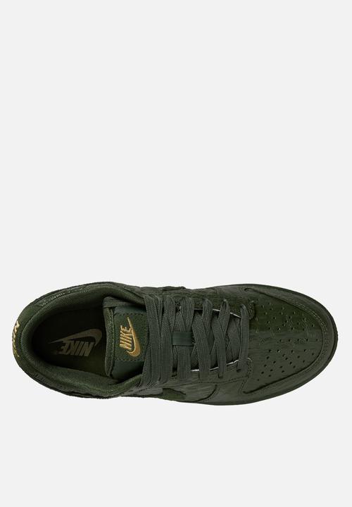 Nike - Dunk Low