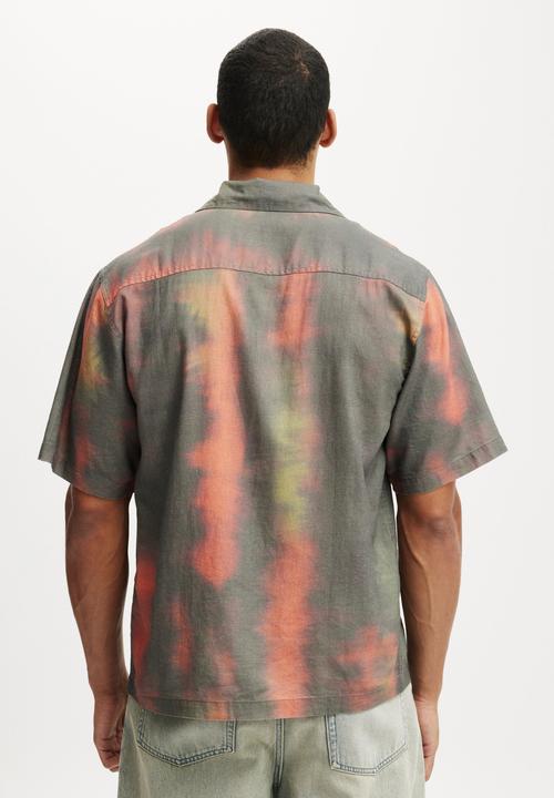 Cotton On - Taylor Short Sleeve Shirt - Burnt Orange Print