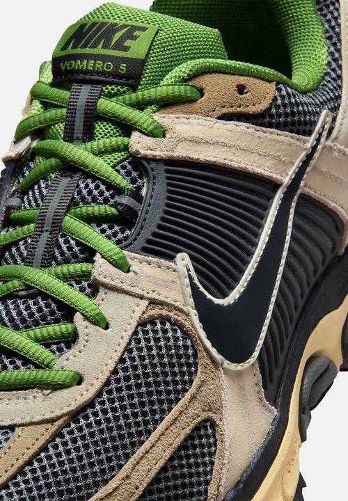 Nike - Zoom Vomero 5
