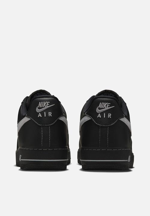 Nike - Air Force 1 '07 LV8