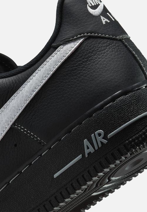 Nike - Air Force 1 '07 LV8