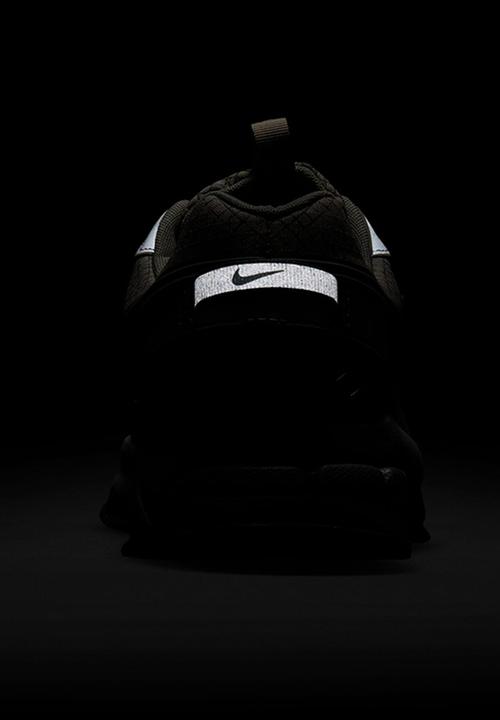 Nike - Zoom Vomero Roam