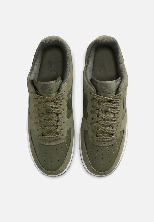 Nike - Air Force 1 '07 LV8