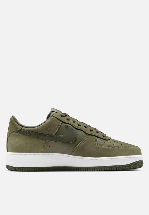 Nike - Air Force 1 '07 LV8
