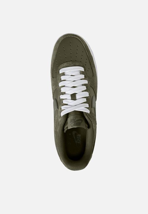 Nike - Air Force 1 '07 LV8