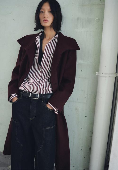 MANGO - Abrigo sirenita - dark red
