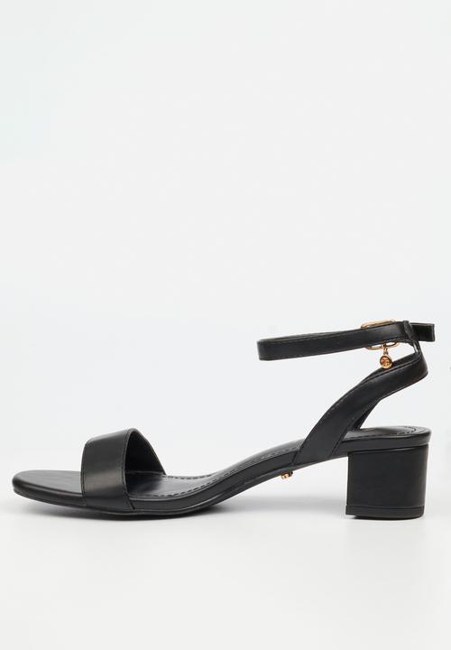 Miss Black - Bina 4 low block heel - black