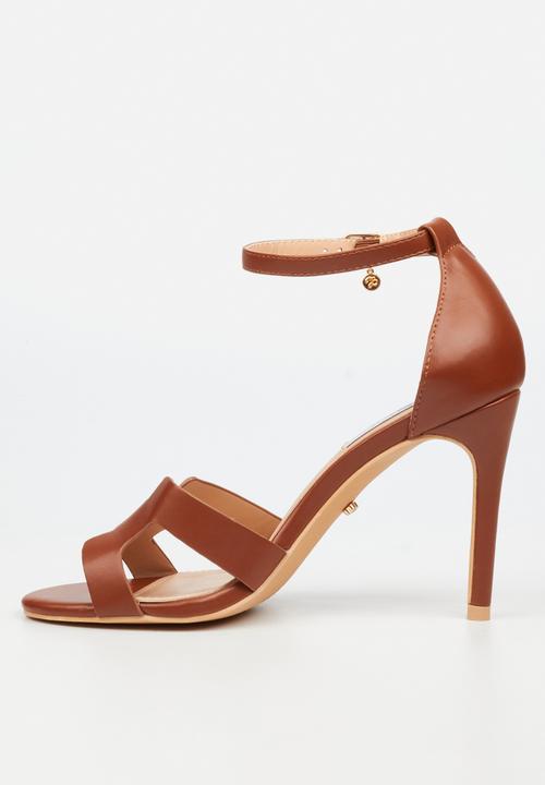 Miss Black - Jazz 39 h-cut heel - tan