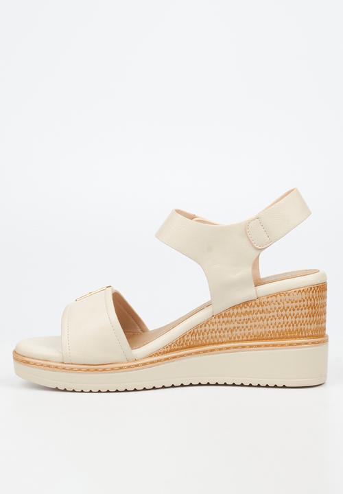 Butterfly Feet - Lyndi 1 Open Toe Ankle Strap - Neutral