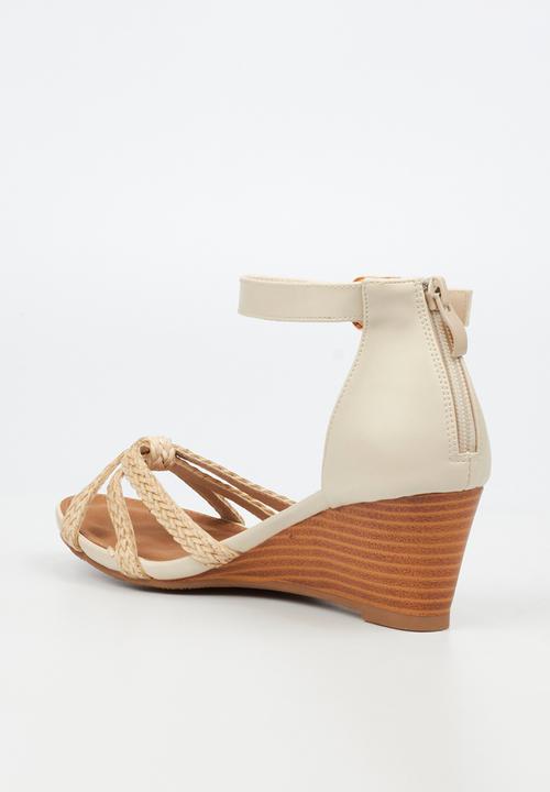 Butterfly Feet - Shani 11 Ankle Strap - Neutral