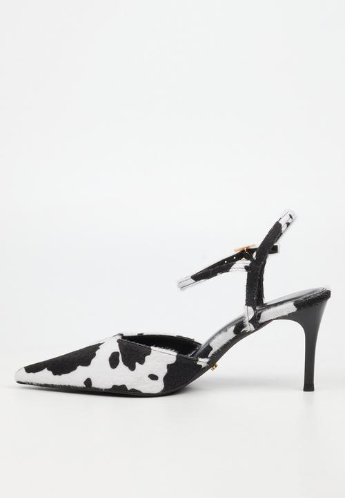 Miss Black - Gallery 1 court heel - cow