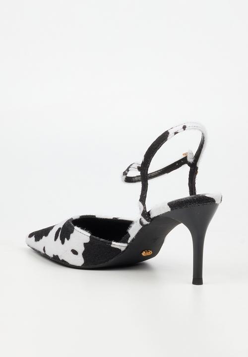 Miss Black - Gallery 1 court heel - cow