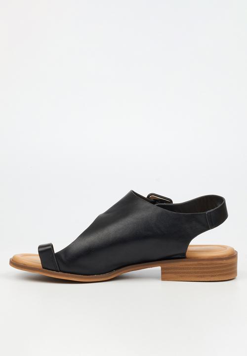Miss Black - Micah 3 toe loop sandal - black