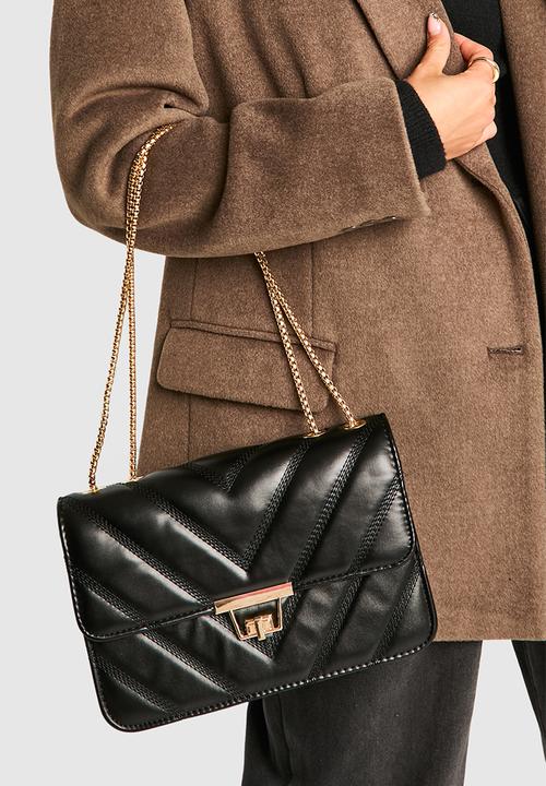 boohoo - Quilted faux leather crossbody chain bag - black