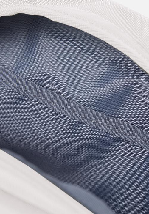New Balance  - NB Athletics Sling - Linen