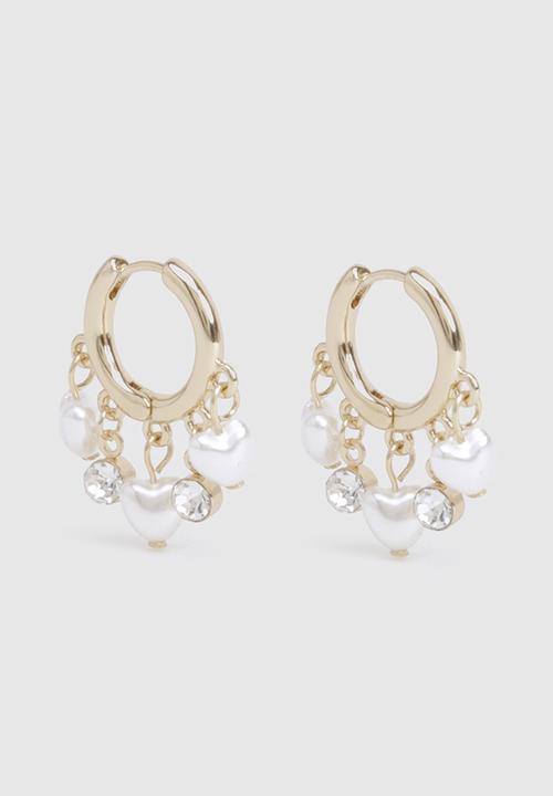boohoo - Pearl charm hoop earrings - gold