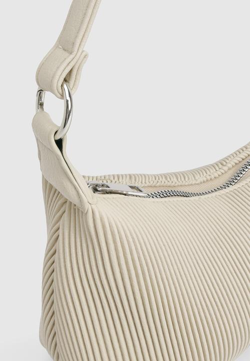boohoo - Pleated pu shoulder bag - stone