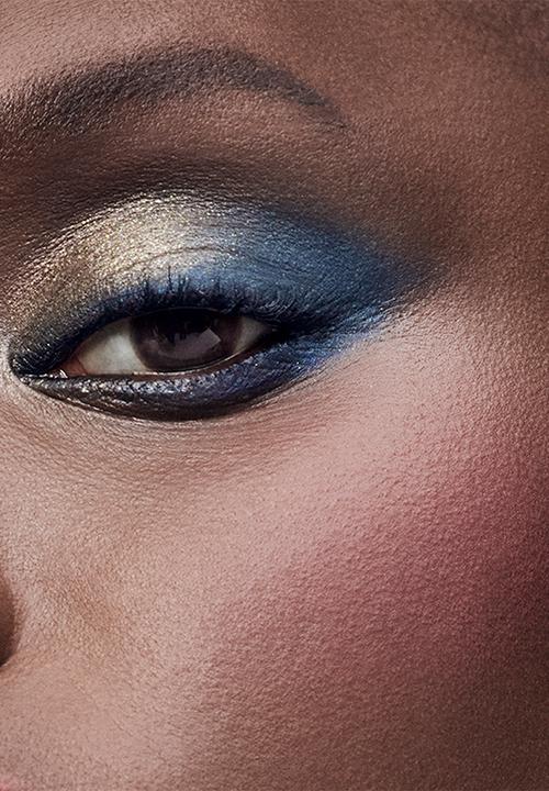Estee Lauder - The Sculpting Blush: Powder Blush - Untamed Plum