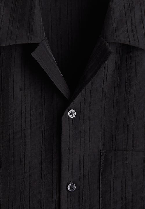 H&M - Regular fit textured resort shirt - black