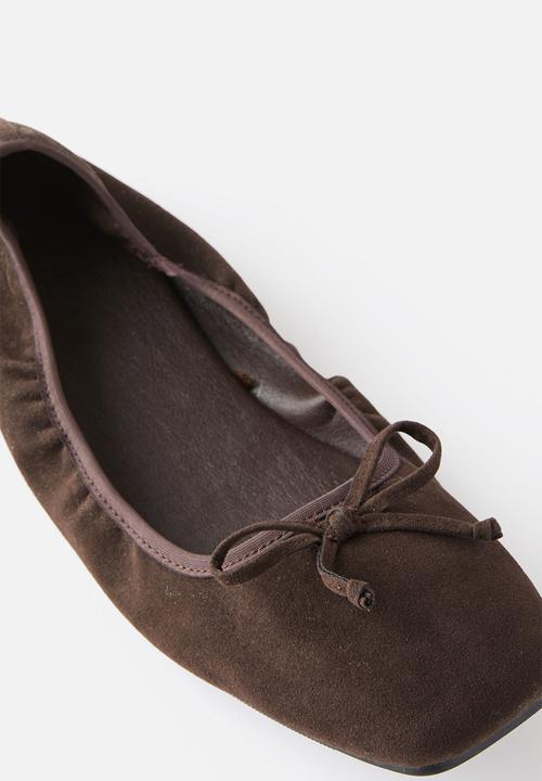Cotton On - Miley ruched ballet - choc micro